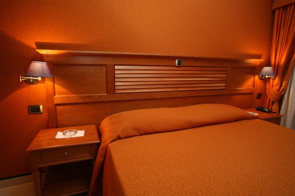 Hotel Futura Centro Congressi Napoli Eksteriør billede